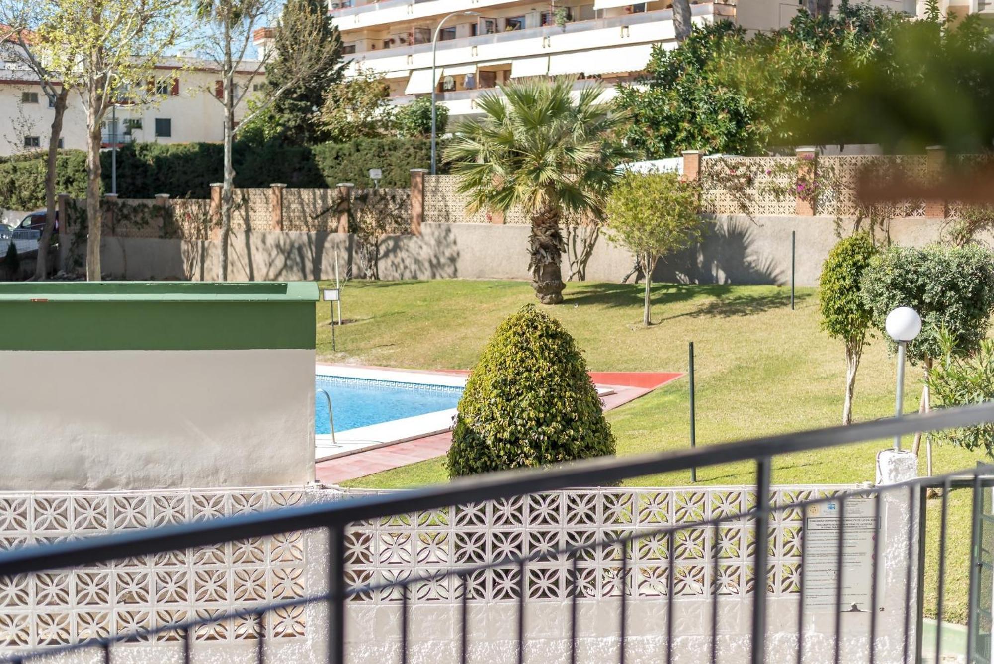 Torremolinos Yellow Fabuloso Andra Buitenkant foto