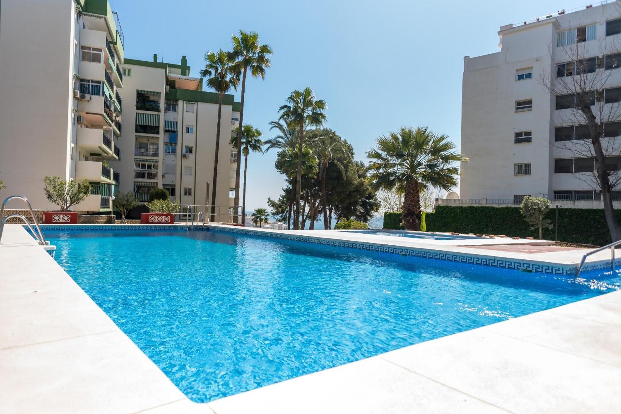 Torremolinos Yellow Fabuloso Andra Buitenkant foto